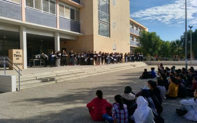 Redován ‘Elige acabar amb la Violència de Género’ amb una campanya que va tindre el seu acte central en l’Institut Jaime de Sant Ángel