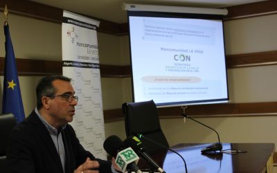 La Mancomunidad La Vega, con sede en Redován, se adhiere a la estrategia de salud y prevención del SNS”  Text traduït:  “La Mancomunitat La Vega, amb seu a Redován, s’adherix a l’estratègia de salut i prevenció del SNS