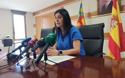 The mayoress of Redován defends the updating of the rubbish tax, which has not been revised since 2003.